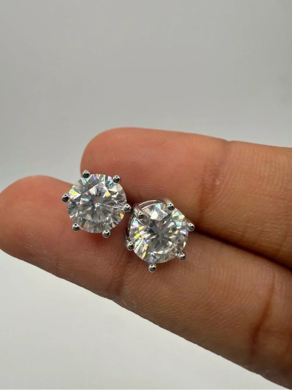 VVS1 .5ct Stud Moissonite Earrings